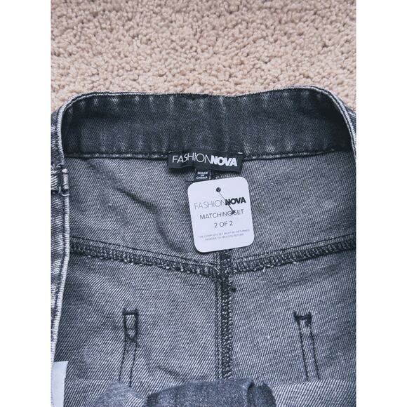 NWT Y2K Black Denim High Rise Cargo Jeans Baggy Button Pocket XL Grunge Utility - Picture 4 of 5